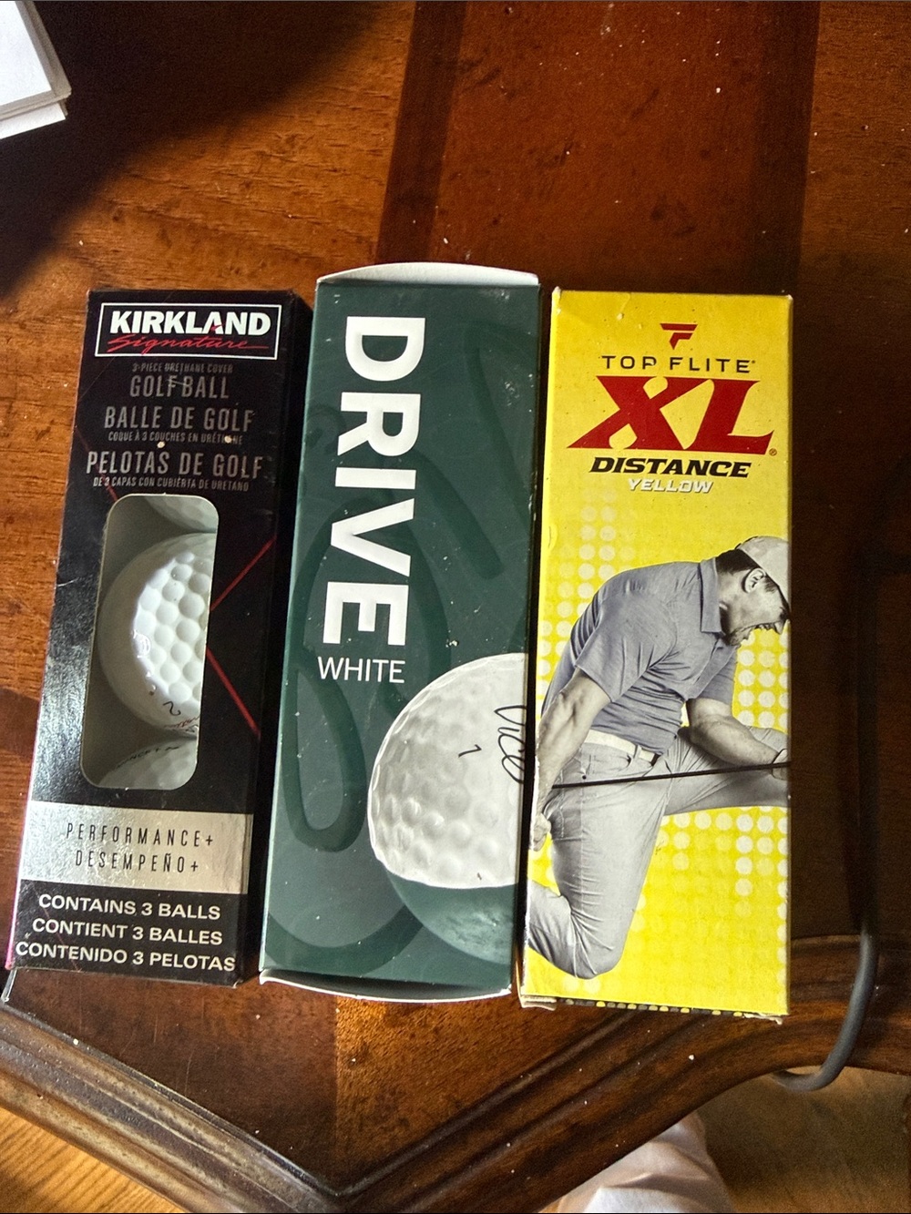 Assorted 3 sleeves of golf balls